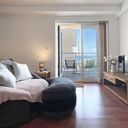 17 Ocean One Holiday home